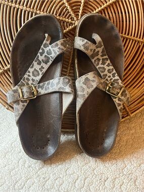 Mephisto Leopard Print Toe Loop Sandals Comfort Cork Footbed